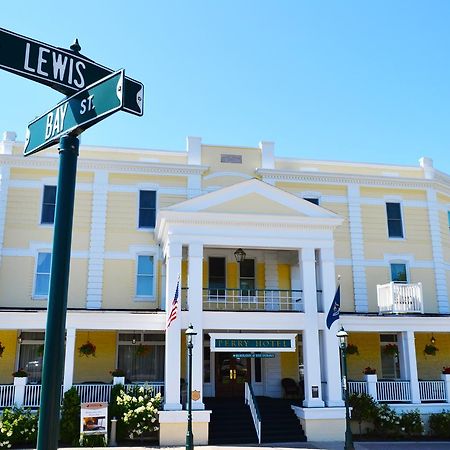 Perry Hotel Petoskey Buitenkant foto