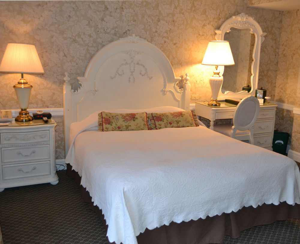 Perry Hotel Petoskey Buitenkant foto